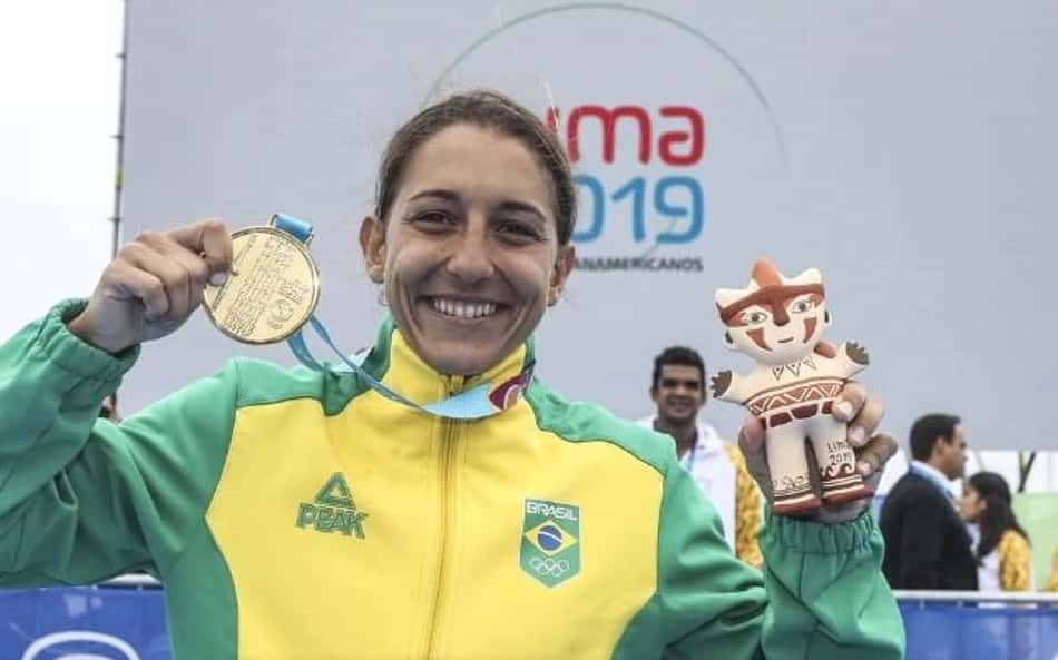 Luisa Baptista recebe alta hospitalar três meses após acidente grave