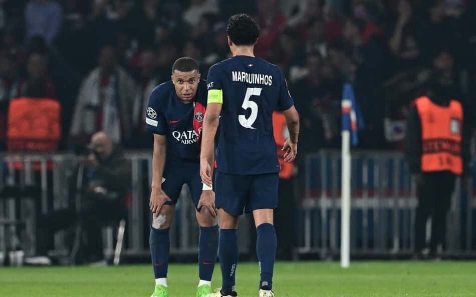 Marquinhos lamenta eliminação do PSG na Champions League e manda recado para a torcida: 'Calma'