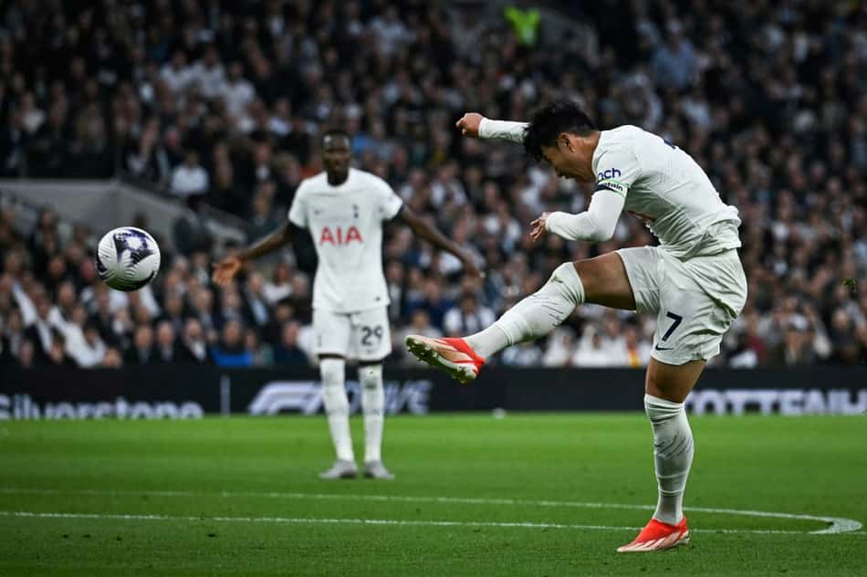 FBL-ENG-PR-TOTTENHAM-MAN CITY