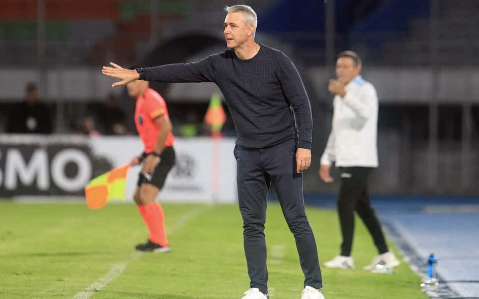 Tiago Nunes desafia Guardiola: 'Adoraria ver na Libertadores'