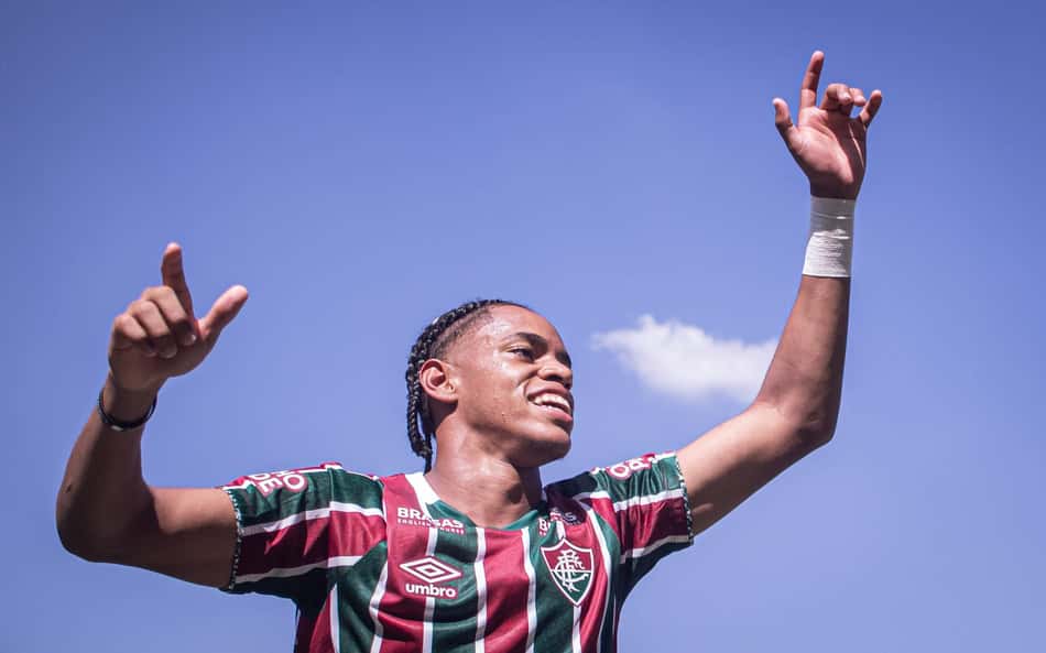 Conheça Matheus Reis, joia do Fluminense com dupla cidadania e especulado por gigantes europeus