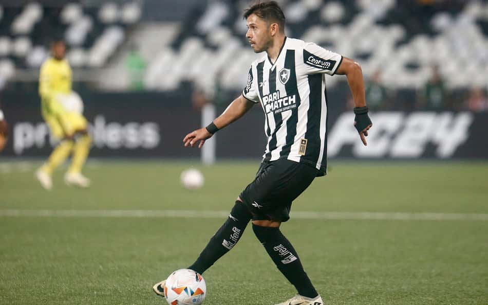 Botafogo afasta Romero e Diego Hernández por indisciplina