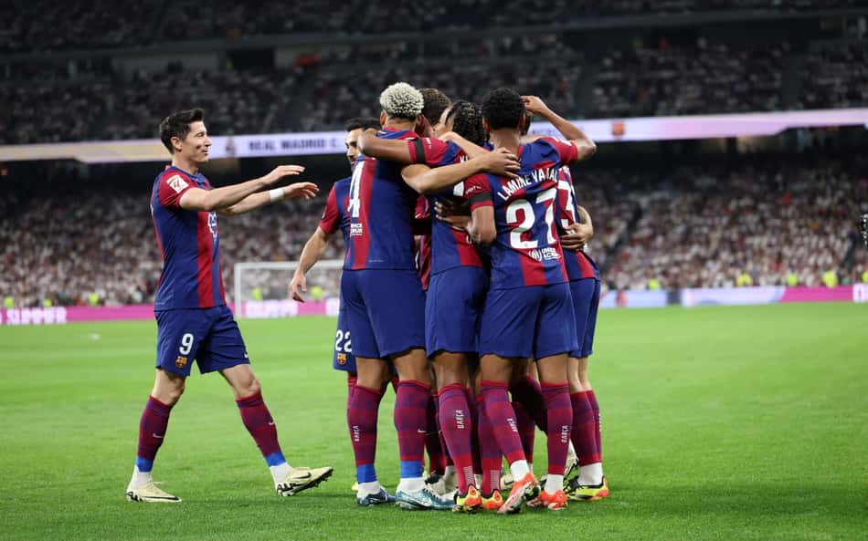 Barcelona anuncia a contratação de novo treinador