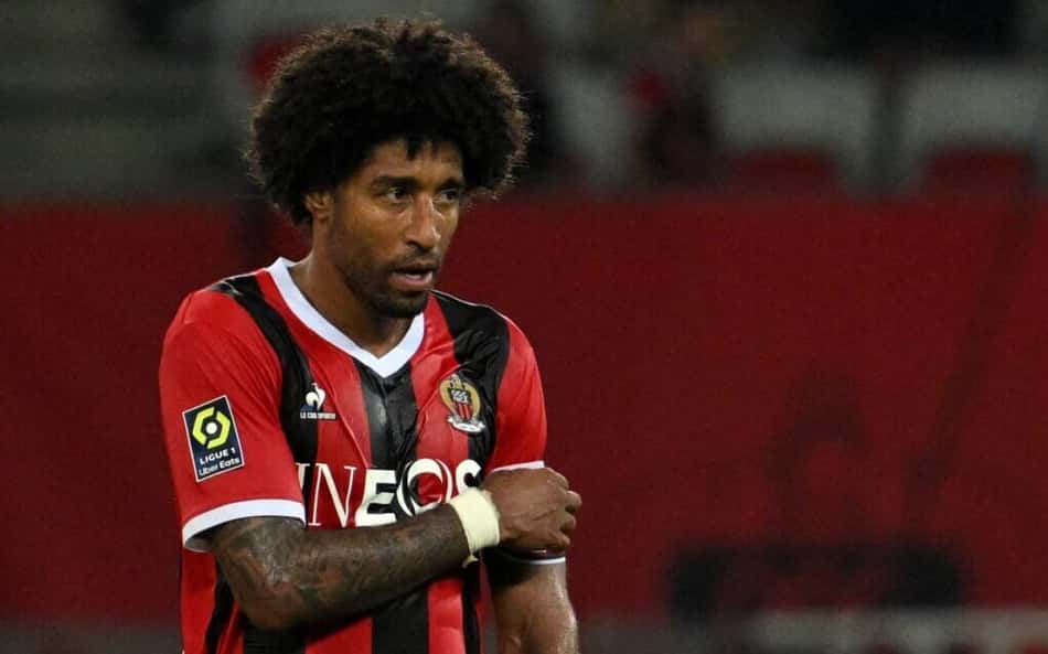Novo Zé Roberto? Aos 40 anos, Dante é destaque na França: 'Não penso em parar'