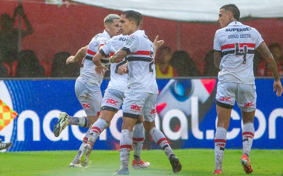 Internet reage à expulsão em São Paulo e Vitória: 'Acabou com o jogo'