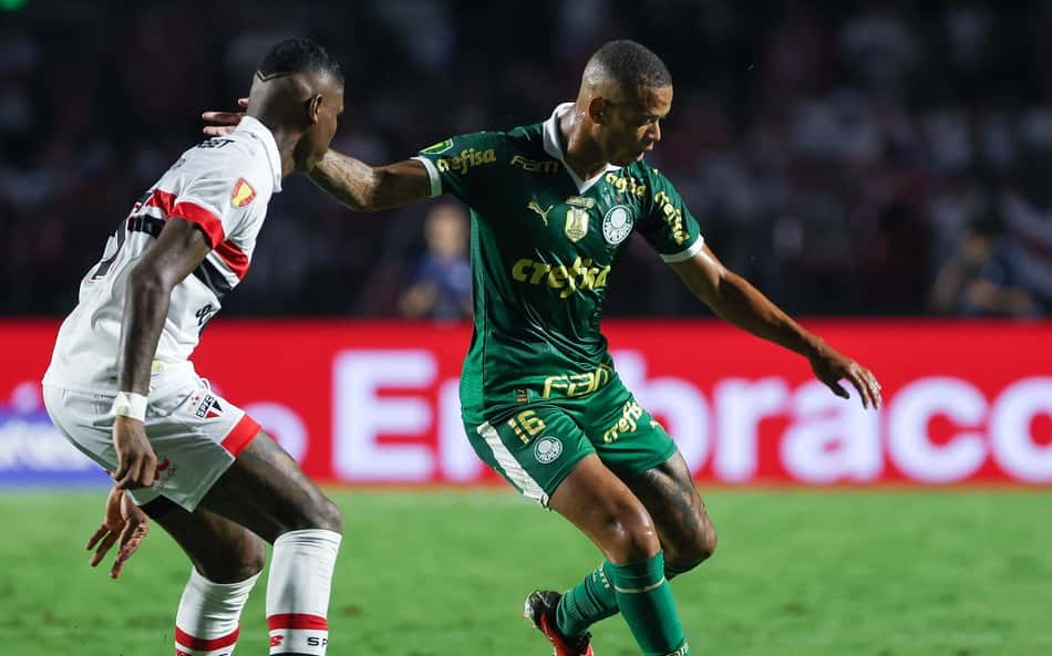 Torcedores detonam Caio Paulista em Palmeiras x Botafogo-SP e pedem volta ao São Paulo
