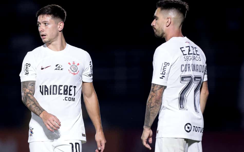 Saiba por que António Oliveira não escala Coronado e Garro juntos no Corinthians