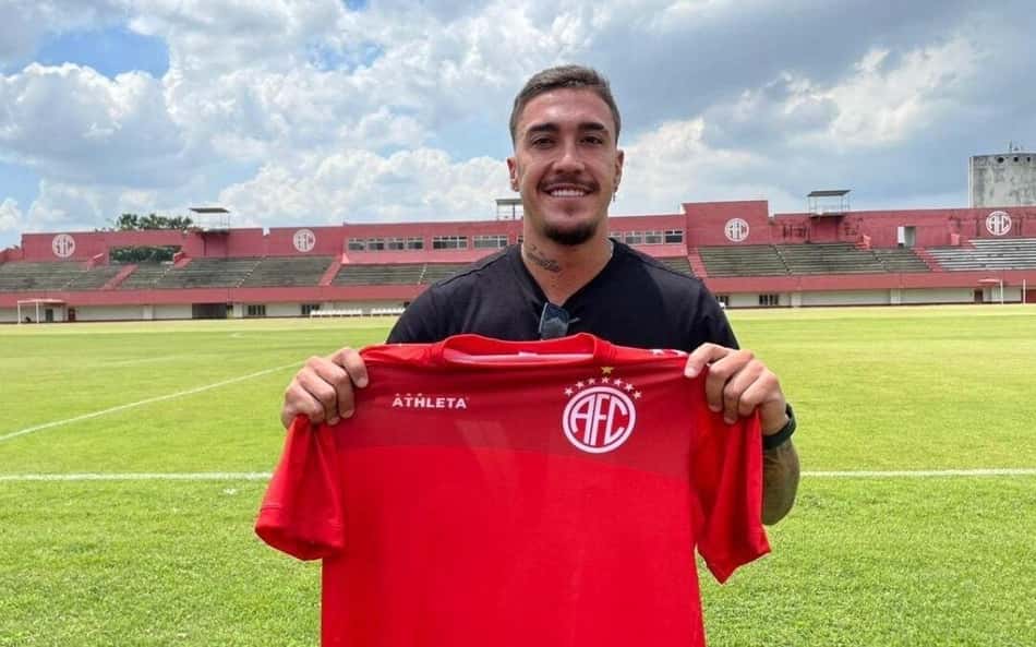 Filho de Romário comenta trio com pai e André no America-RJ: 'Vamos dar trabalho'