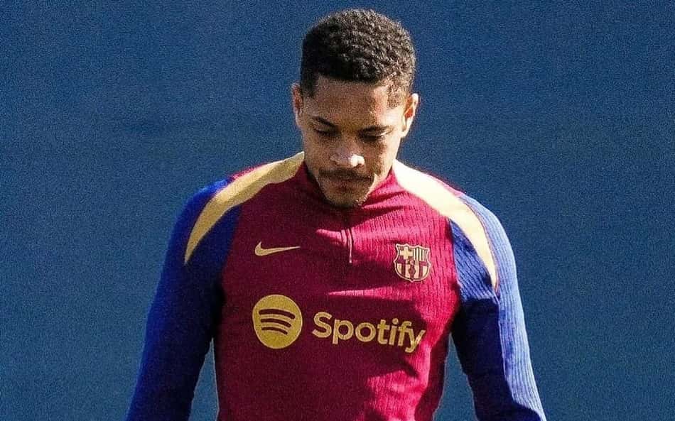 Empresário de Vitor Roque dispara em defesa do jogador: 'Precisaremos procurar outro clube'
