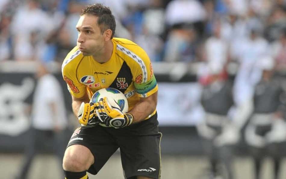 Fernando Prass, ex-goleiro do Vasco, torce pelo retorno de Coutinho: 'Importantíssimo uma figura como ele'