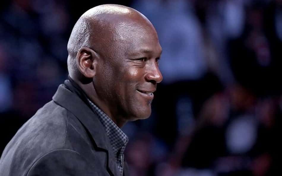Nova estrela do basquete se une a Michael Jordan com acordo milionário