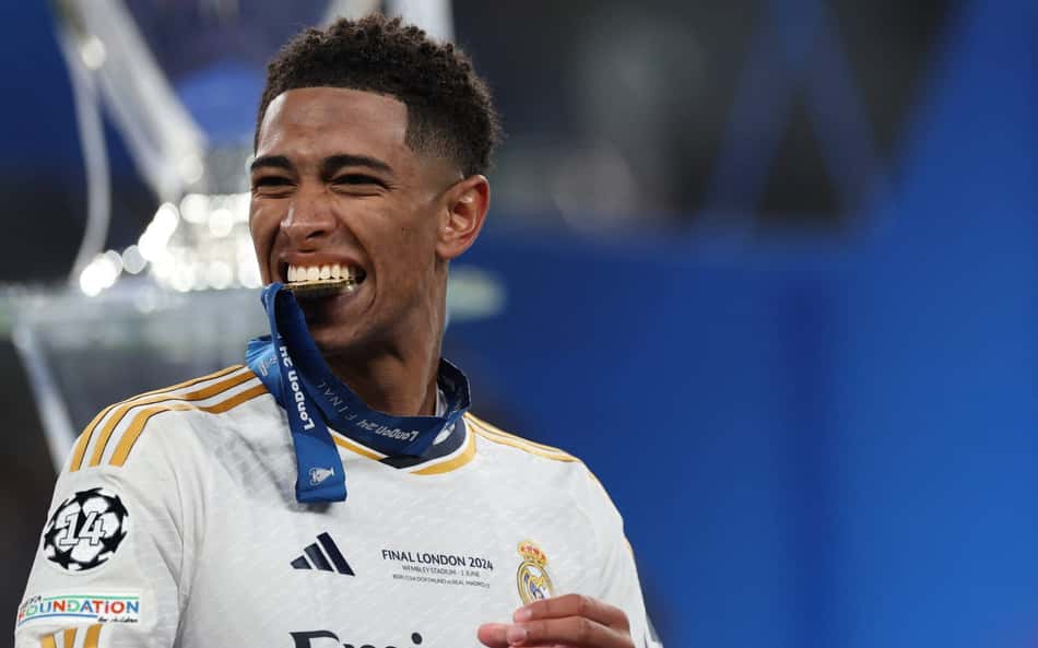 Jude Bellingham desaba em emoção após conquista da Champions: 'Melhor noite da minha vida'