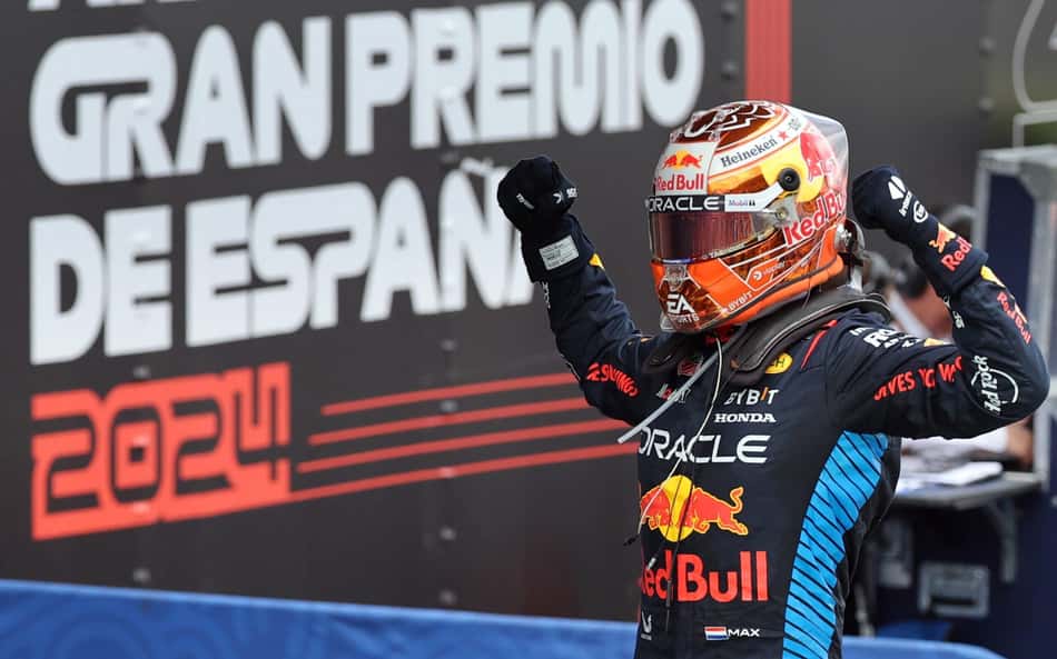 Verstappen diz que ultrapassagem sobre Russell 'foi crucial' para vitória na Espanha