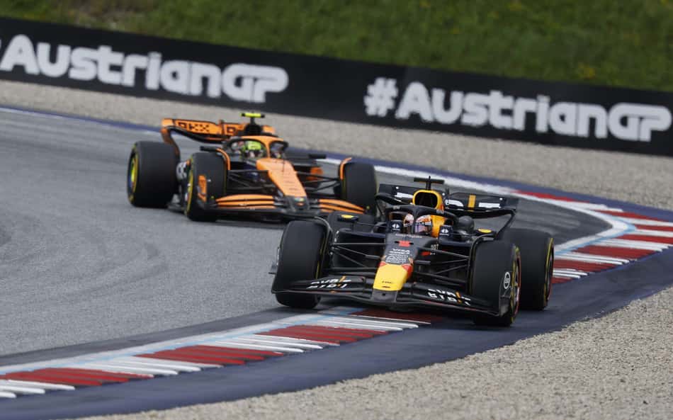 Web vai à loucura com o acidente entre Norris e Verstappen: 'Quero ver essa amizade depois dessa'