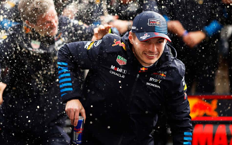Verstappen celebra 1º lugar em 'corrida muito louca' no GP do Canadá: 'Adorei!'