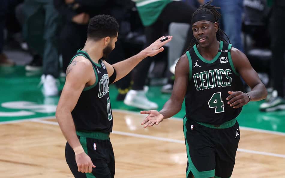 Doncic 'joga sozinho', e Celtics abrem 2 a 0 contra os Mavericks nas finais da NBA