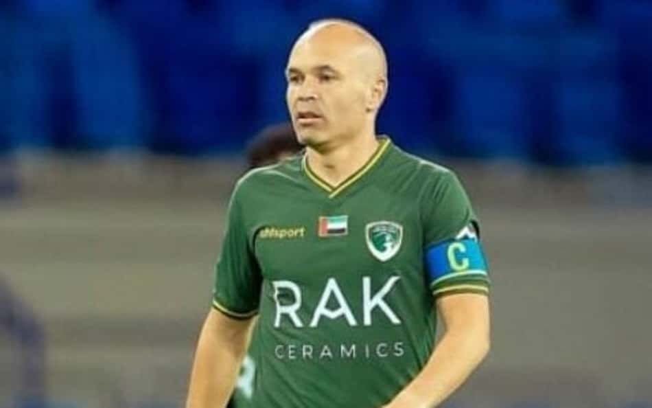 Aos 40 anos, Iniesta é rebaixado nos Emirados Árabes