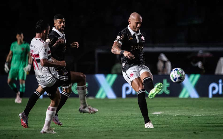 Vasco x São Paulo: onde assistir, escalações e horário do jogo pelo Brasileirão