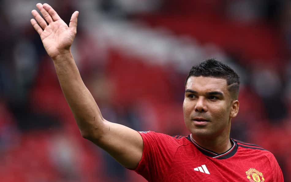Casemiro é anunciado por clube espanhol