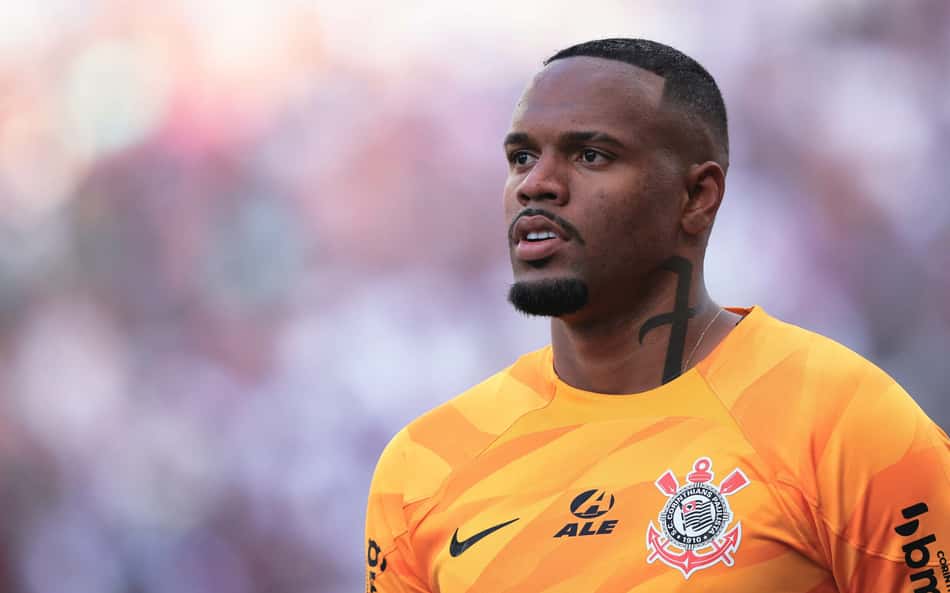 Corinthians deve 'perder' R$ 262 milhões com saída de Carlos Miguel ao Nottingham Forest
