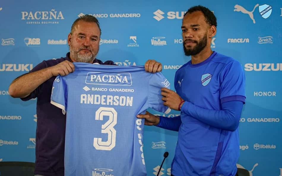 Brasileiro é anunciado pelo Bolívar e projeta duelo com Flamengo na Libertadores: 'Confiamos na classificação'