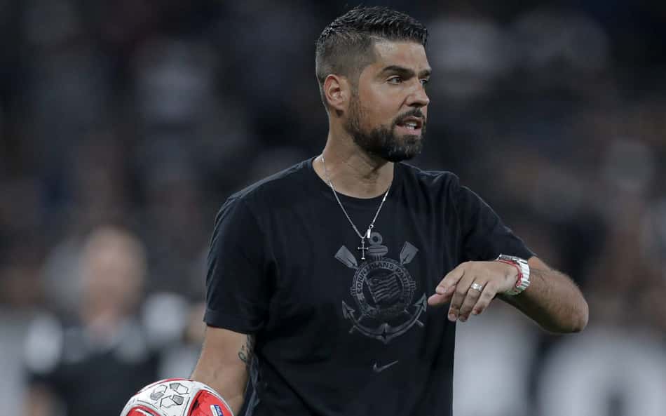Corinthians terá desfalques e novidades na defesa contra Athletico; veja provável escalação