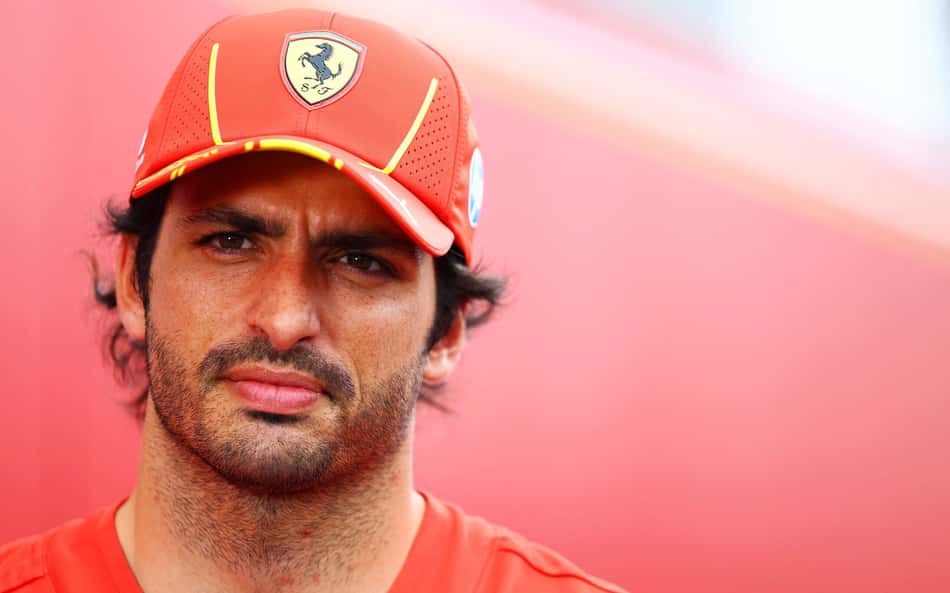 Sainz revela que foi chamado de 'maluco' por médicos após apendicite: 'Poderia ter morrido'
