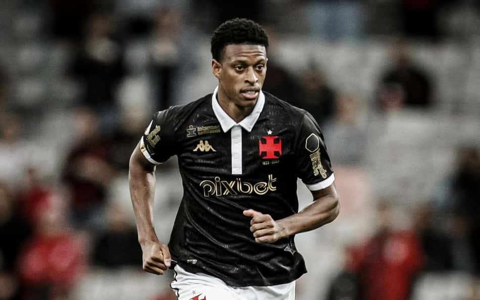 Robson Bambu é anunciado por clube europeu