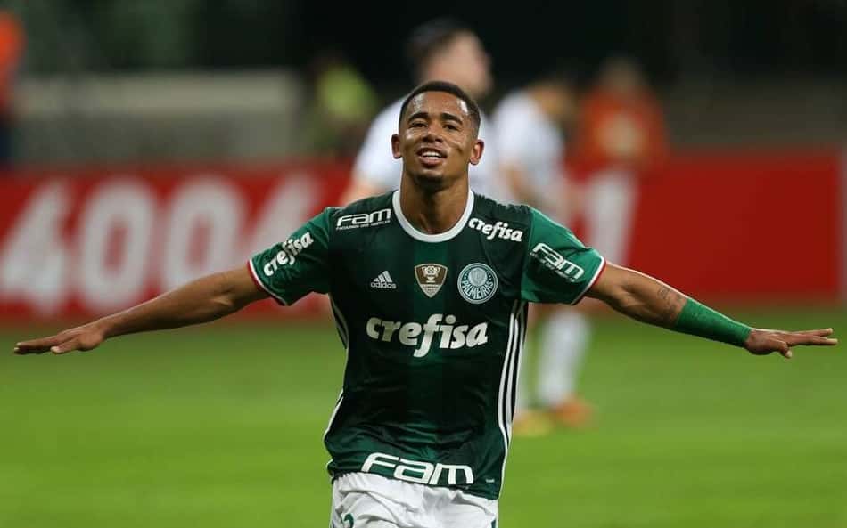 Palmeiras recebe visita de Gabriel Jesus, que se impressiona: 'Trabalho gigantesco'