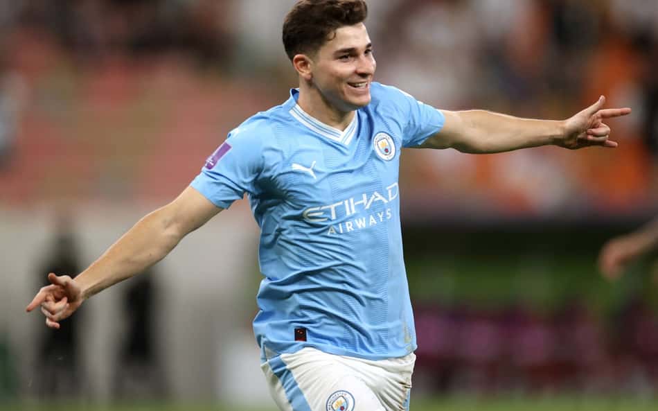 Julián Alvarez dispara sobre papel no Manchester City: 'Não é bom ficar de fora'