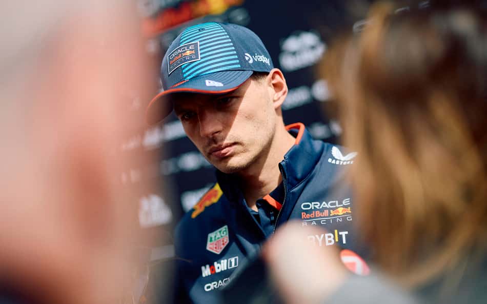 Verstappen lamenta escapada na classificação: 'No lugar errado, na hora errada'
