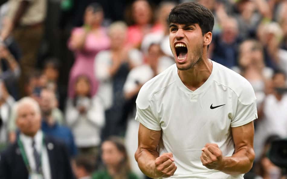 Alcaraz sai das cordas e vira batalha contra Tiafoe em Wimbledon