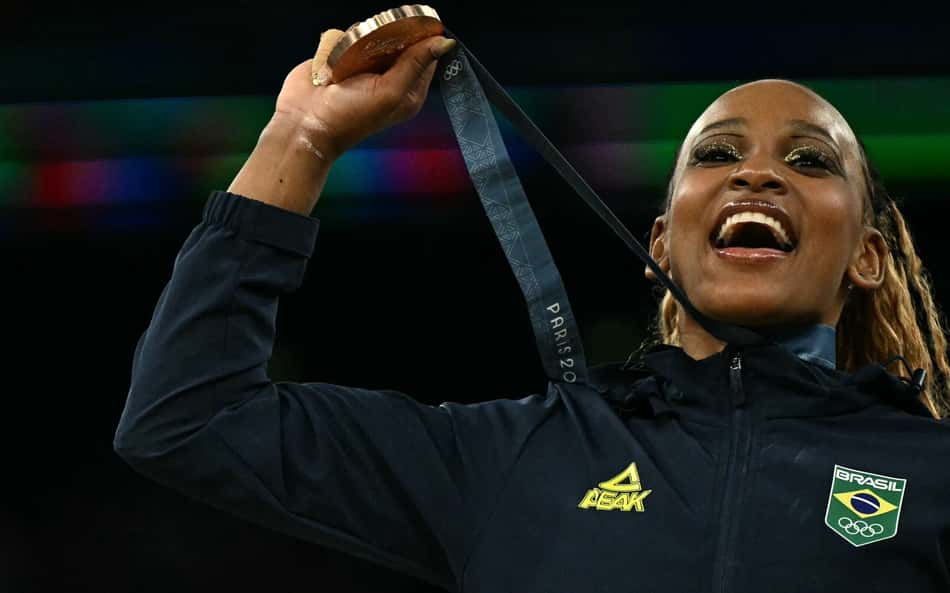 Olimpíadas: veja o salto de Rebeca Andrade que garantiu o bronze para o Brasil