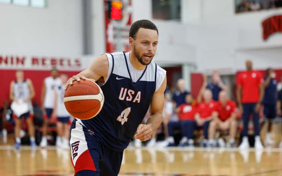 Em vídeo, Curry revela 'falha' em habilidade no basquete: 'Constrangedor'