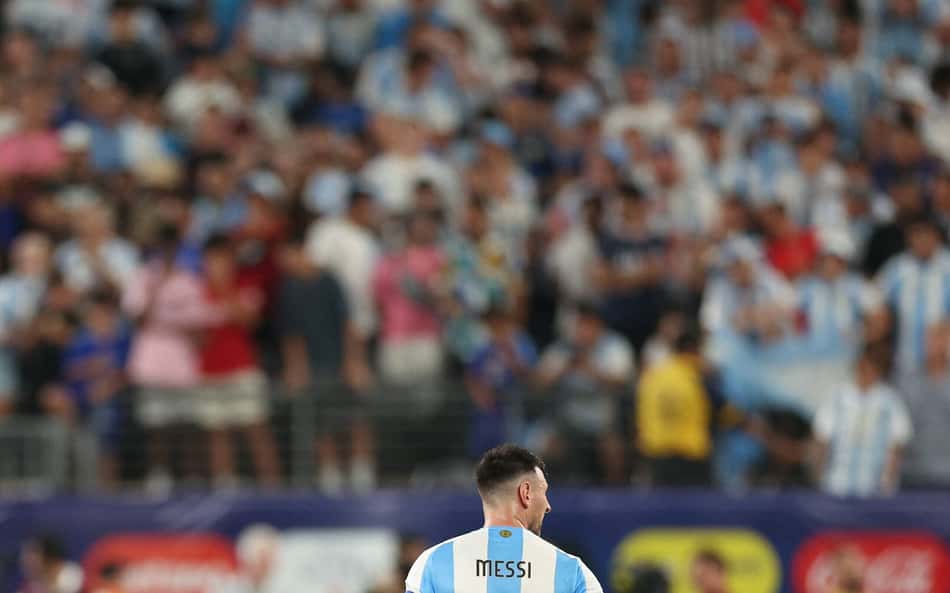 Torcedores sobre feito alcançado por Messi pela Argentina: 'Inesquecível'