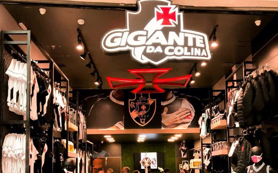Inauguração de loja do Vasco causa tumulto em Juiz de Fora-MG: 'Loucura'