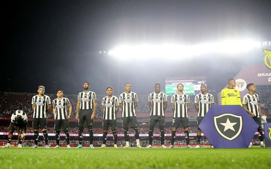 Botafogo é 'campeão' do primeiro turno do Brasileirão em 2023 e 2024; compare as campanhas