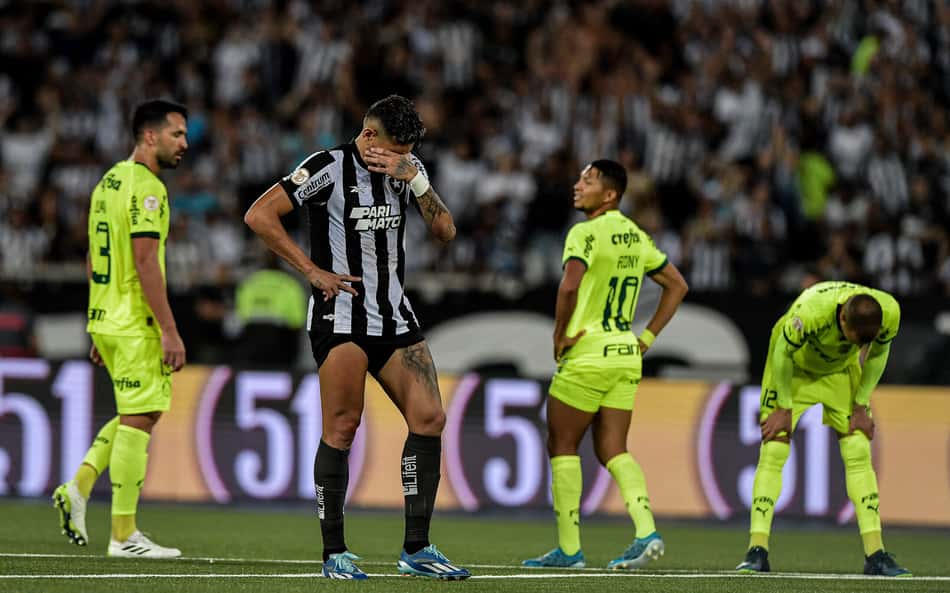 Palmeiras ignora 'rivalidade' com Botafogo e tenta esfriar 'clima de guerra'