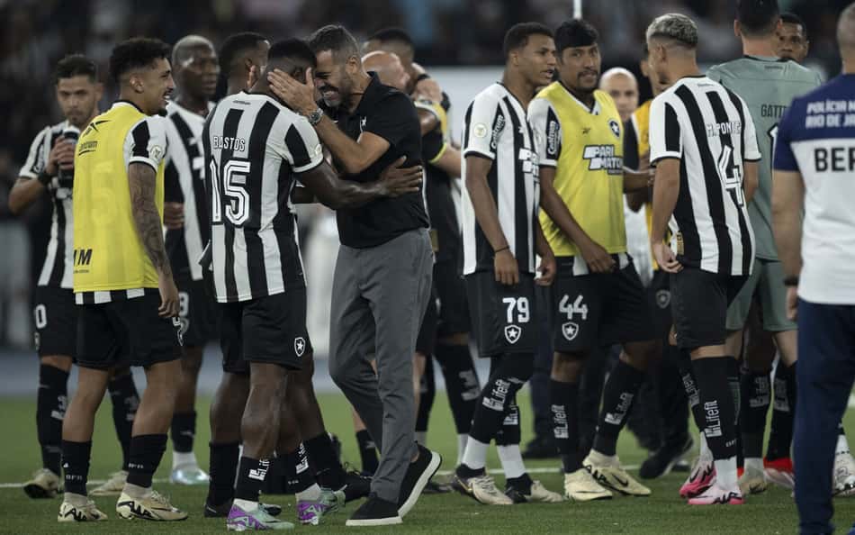 Contratações do Botafogo em 2024: tudo sobre o vai e vem do mercado