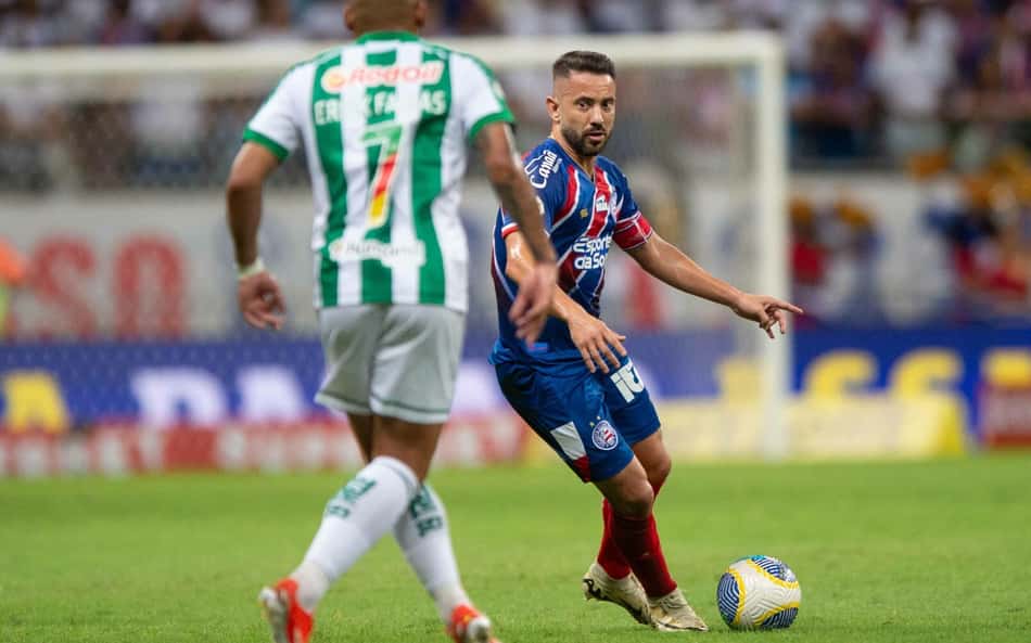 Torcedores do Bahia se derretem à assistência de Everton Ribeiro: 'Proibida para menores de 18 anos'