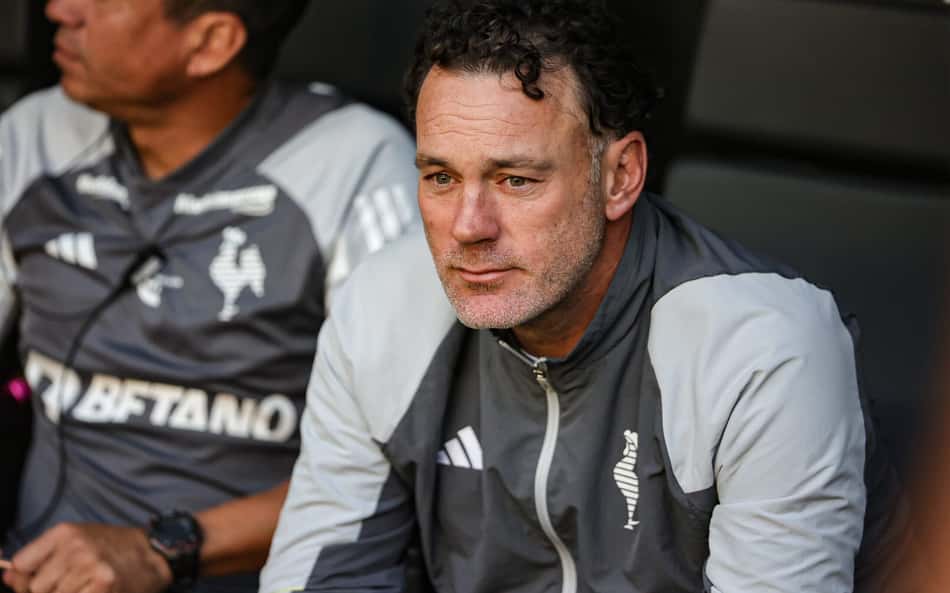 Técnico do Atlético-MG, Gabriel Milito admite erro: 'Imaginei mal'