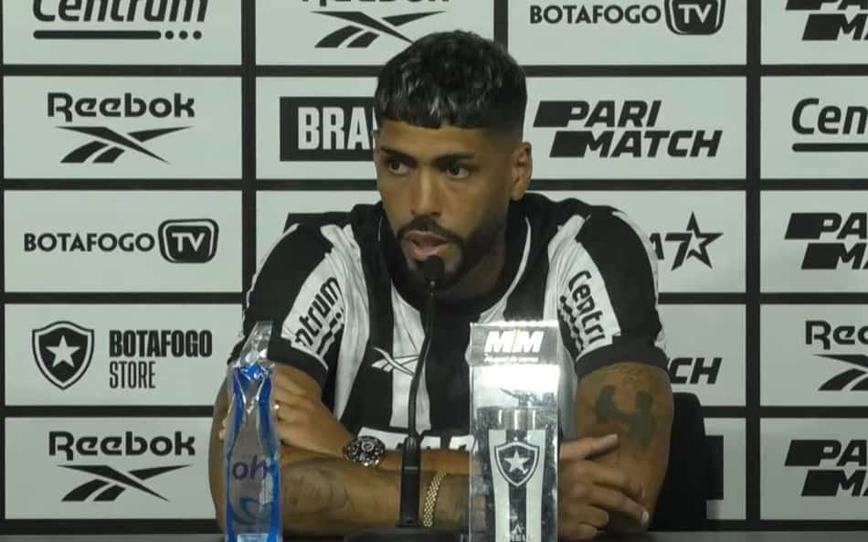 Botafogo desmente boato sobre morte de Alexander Barboza: 'Ele segue rotina normal'