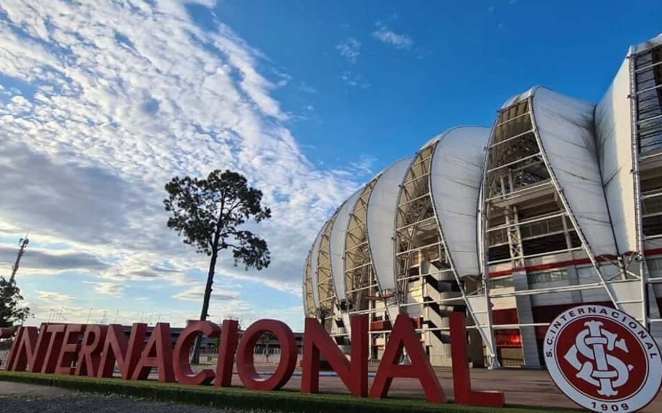 Grêmio pede empréstimo de Beira-Rio e Inter recusa