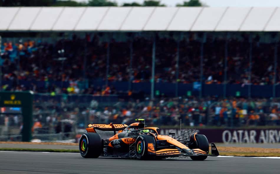 Norris começa bem em casa e lidera TL1 do GP da Inglaterra de F1; Verstappen é 4º