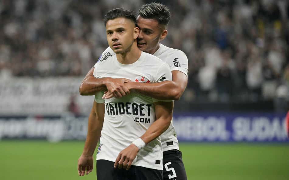 Romero comenta crise no Corinthians e destaca importância de Ramón Díaz: 'Comprar rápido a ideia'