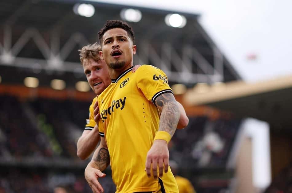 João Gomes em ação pelo Wolverhampton (Foto: Reprodução)