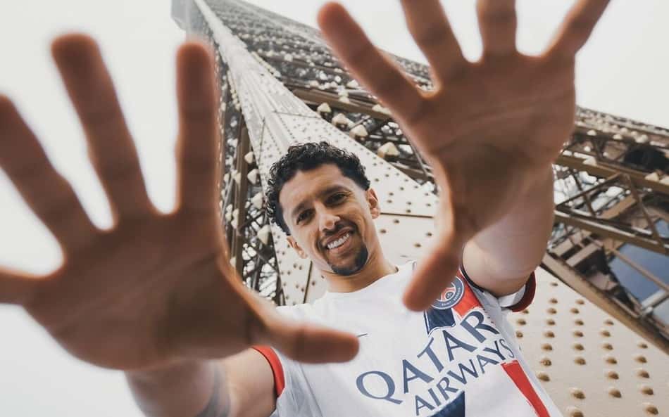PSG lança novo uniforme inspirado na Torre Eiffel; veja o vídeo