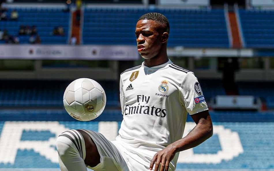 Seis anos de Vini Jr no Real Madrid: relembre a passagem e momentos marcantes do jogador