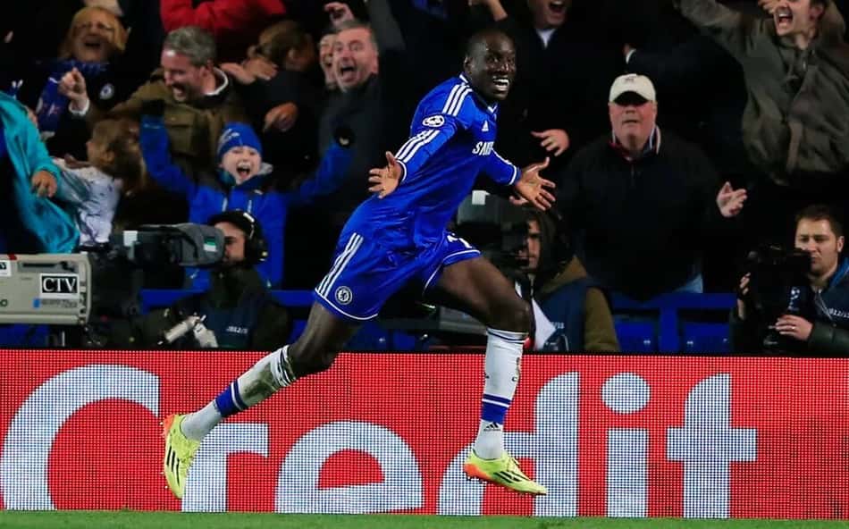 Ex-atacante do Chelsea chama Argentina de "asilo para antigos nazistas em fuga"
