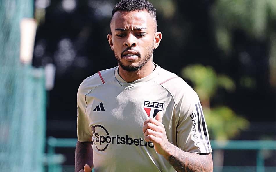 Sem acordo de renovação com o São Paulo, Welington fica livre para assinar pré-contrato